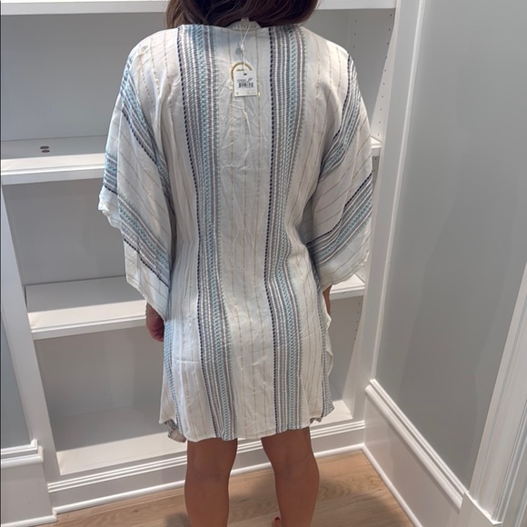 Shiraleah White and Blue Striped Kaftan - Picture 3 of 6